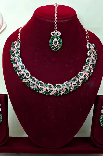 Green color rhodium plating festive wear designer necklace set