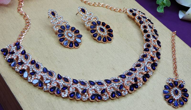 Pink color rhodium plating festive wear designer necklace set