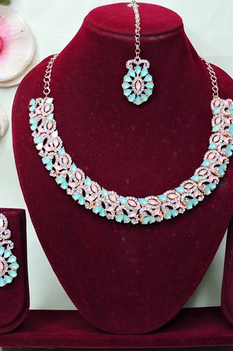 Green color rhodium plating festive wear designer necklace set