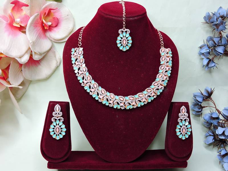 Green color rhodium plating festive wear designer necklace set