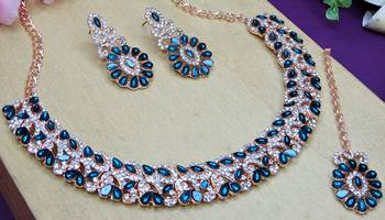 Green color rhodium plating festive wear designer necklace set 3