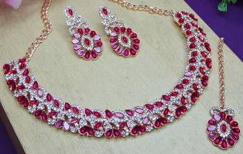Pink color rhodium plating festive wear designer necklace set 3