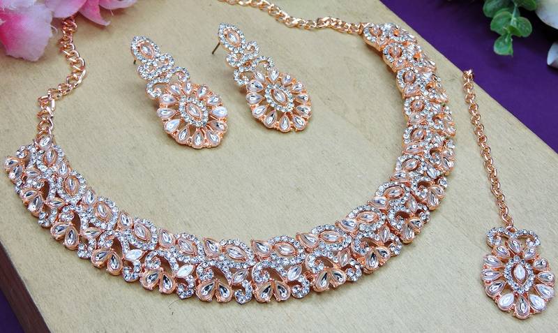 Pink color rhodium plating festive wear designer necklace set