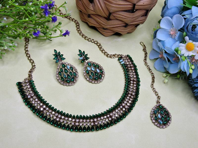 Green color yellow gold plating festive wear designer necklace set