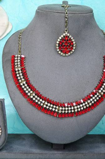 Red color yellow gold plating festive wear designer necklace set
