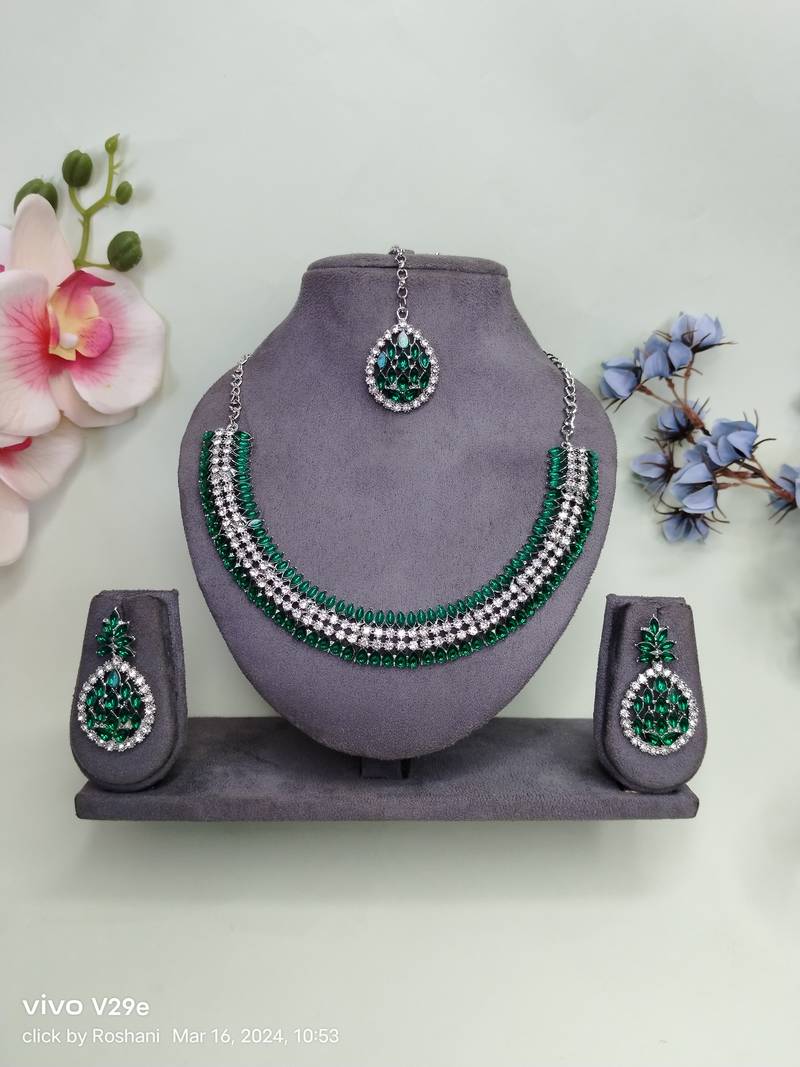 Green color rhodium plating festive wear designer necklace set