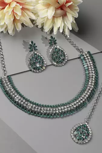 Green color rhodium plating festive wear designer necklace set