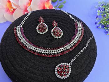 Maroon color rhodium plating festive wear designer necklace set 2
