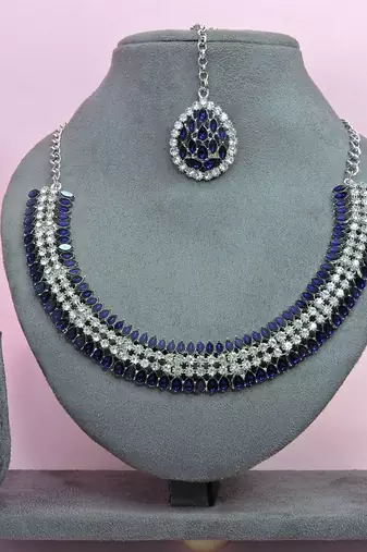 Beige color rhodium plating festive wear designer necklace set