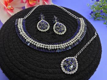 Beige color rhodium plating festive wear designer necklace set 2