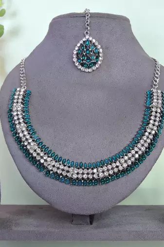 Green color rhodium plating festive wear designer necklace set