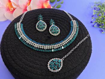 Green color rhodium plating festive wear designer necklace set 2