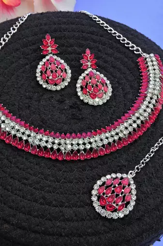 Pink color rhodium plating festive wear designer necklace set
