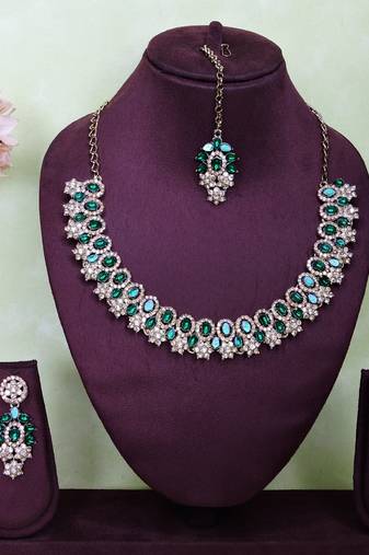 Green color yellow gold plating festive wear designer necklace set