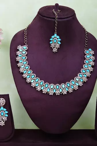 Green color yellow gold plating festive wear designer necklace set