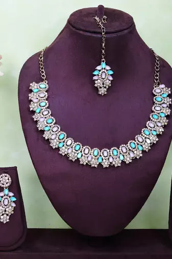 Green color yellow gold plating festive wear designer necklace set