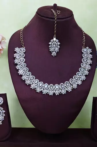 White color yellow gold plating festive wear designer necklace set