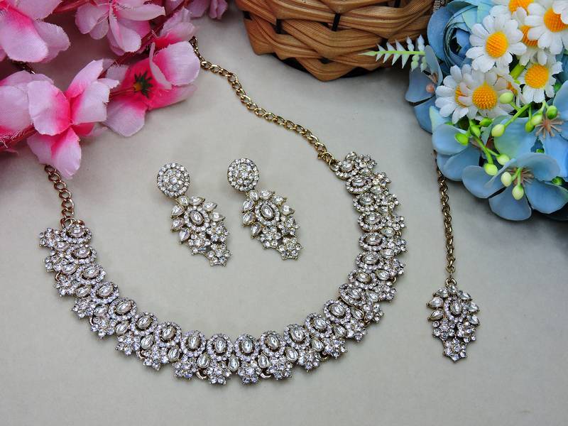 White color yellow gold plating festive wear designer necklace set