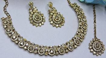 Multicolor color yellow gold plating festive wear designer necklace set 3