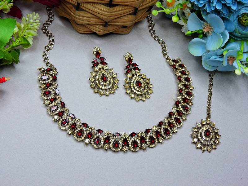 Multicolor color yellow gold plating festive wear designer necklace set