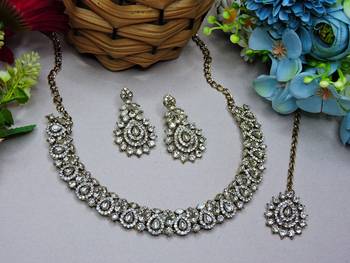White color yellow gold plating festive wear designer necklace set 2