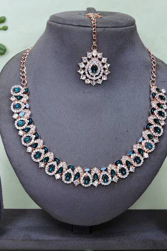 Green color rhodium plating festive wear designer necklace set