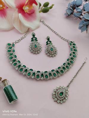 Green color rhodium plating festive wear designer necklace set 2