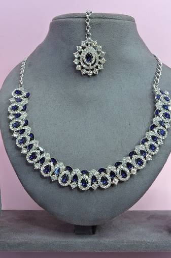 Beige color rhodium plating festive wear designer necklace set