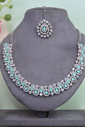 Green color rhodium plating festive wear designer necklace set