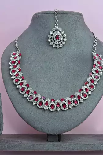 Pink color rhodium plating festive wear designer necklace set