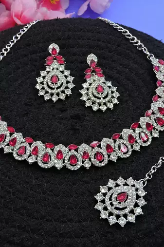 Pink color rhodium plating festive wear designer necklace set