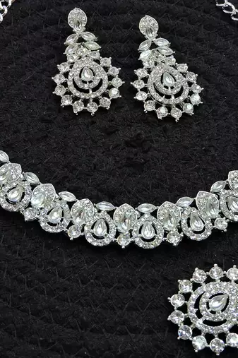 White color rhodium plating festive wear designer necklace set