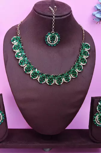 Green color yellow gold plating festive wear designer necklace set