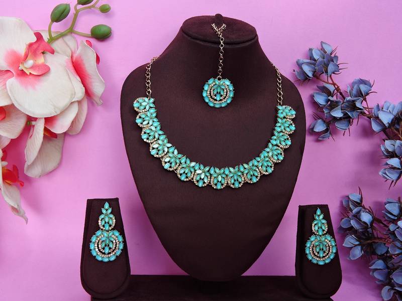 Green color yellow gold plating festive wear designer necklace set