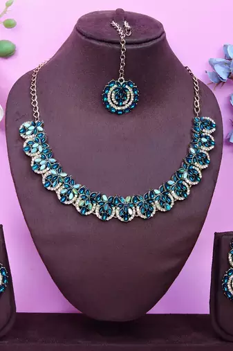 Green color yellow gold plating festive wear designer necklace set