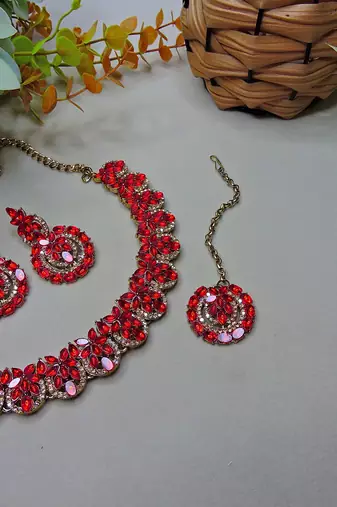 Red color yellow gold plating festive wear designer necklace set