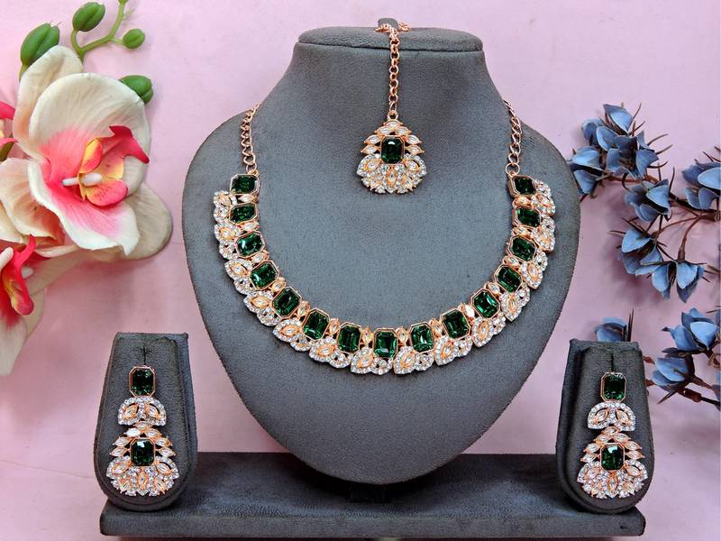 Green color rhodium plating festive wear designer necklace set