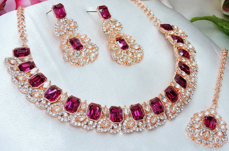 Pink color rhodium plating festive wear designer necklace set