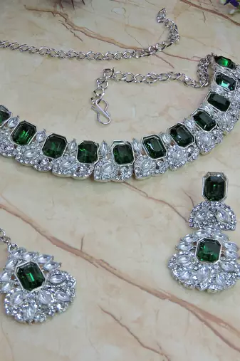 Green color rhodium plating festive wear designer necklace set