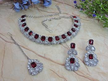 Maroon color rhodium plating festive wear designer necklace set 2