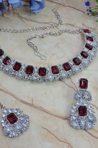 Maroon color rhodium plating festive wear designer necklace set