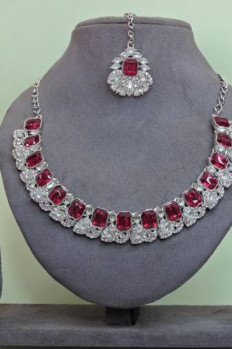 Pink color rhodium plating festive wear designer necklace set