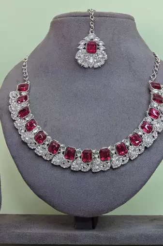 Pink color rhodium plating festive wear designer necklace set