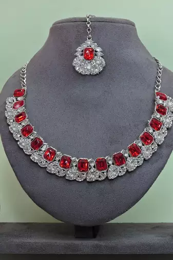 Red color rhodium plating festive wear designer necklace set