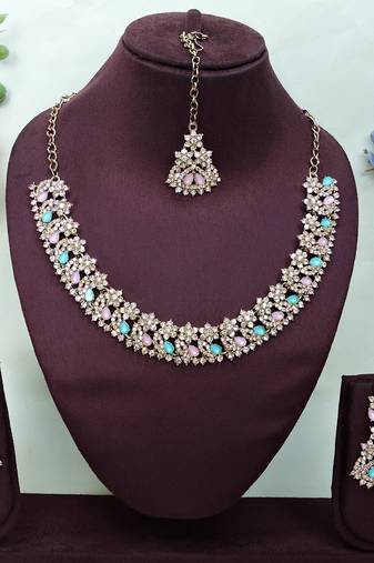 Green color yellow gold plating festive wear designer necklace set