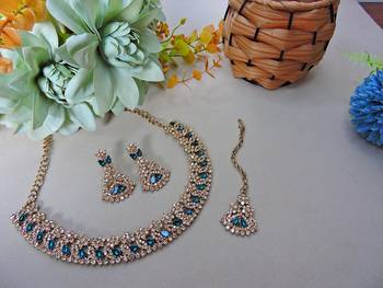 Green color yellow gold plating festive wear designer necklace set 2