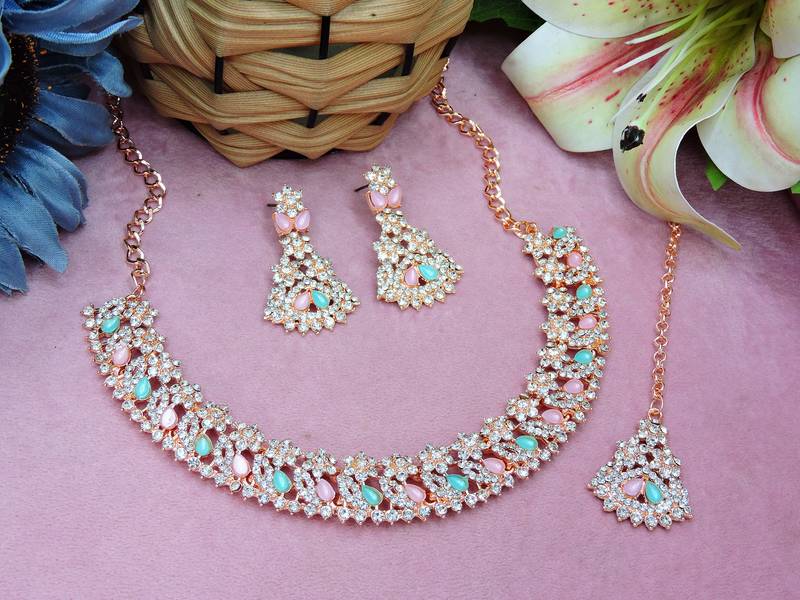 Green color rhodium plating festive wear designer necklace set