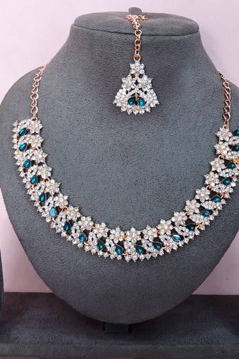 Green color rhodium plating festive wear designer necklace set