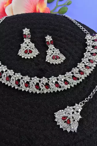 Maroon color rhodium plating festive wear designer necklace set