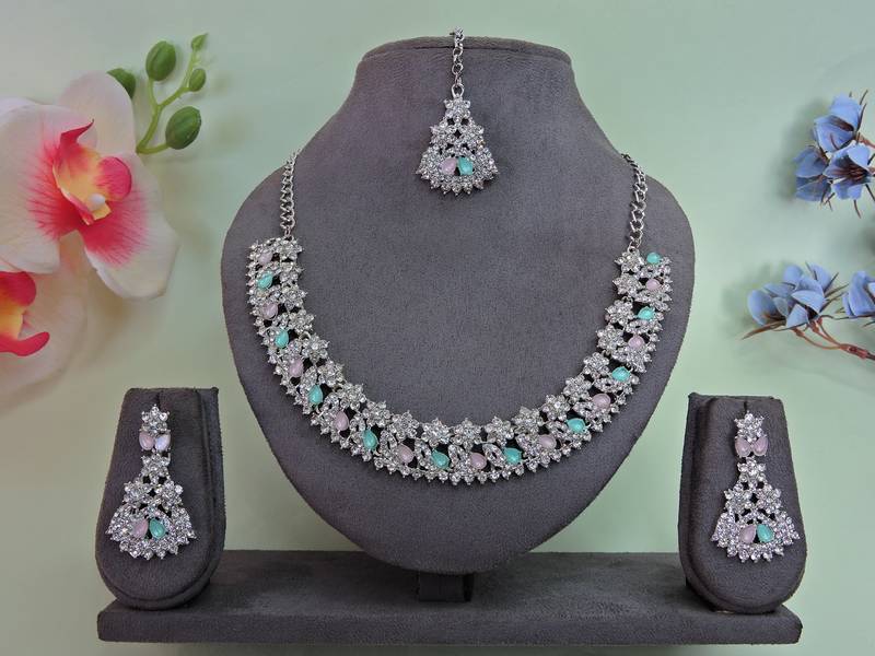 Green color rhodium plating festive wear designer necklace set